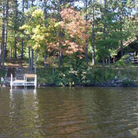 Image link, a picture of a Mercer lake house